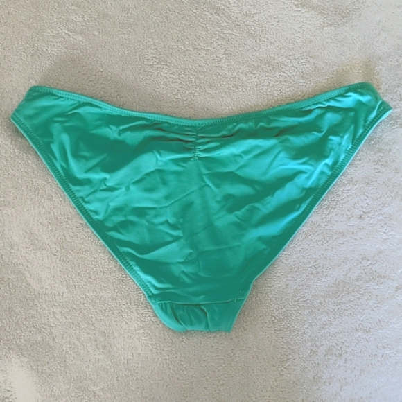 Voda Spearmint Envy Push Up String Top & Bottom - Picture 9 of 12